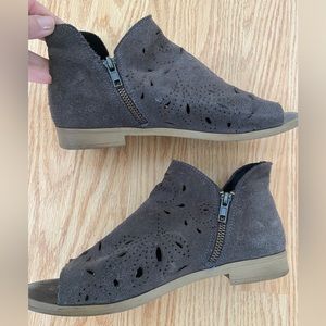 Genuine Leather/Suede open toes ankle boots, size 38